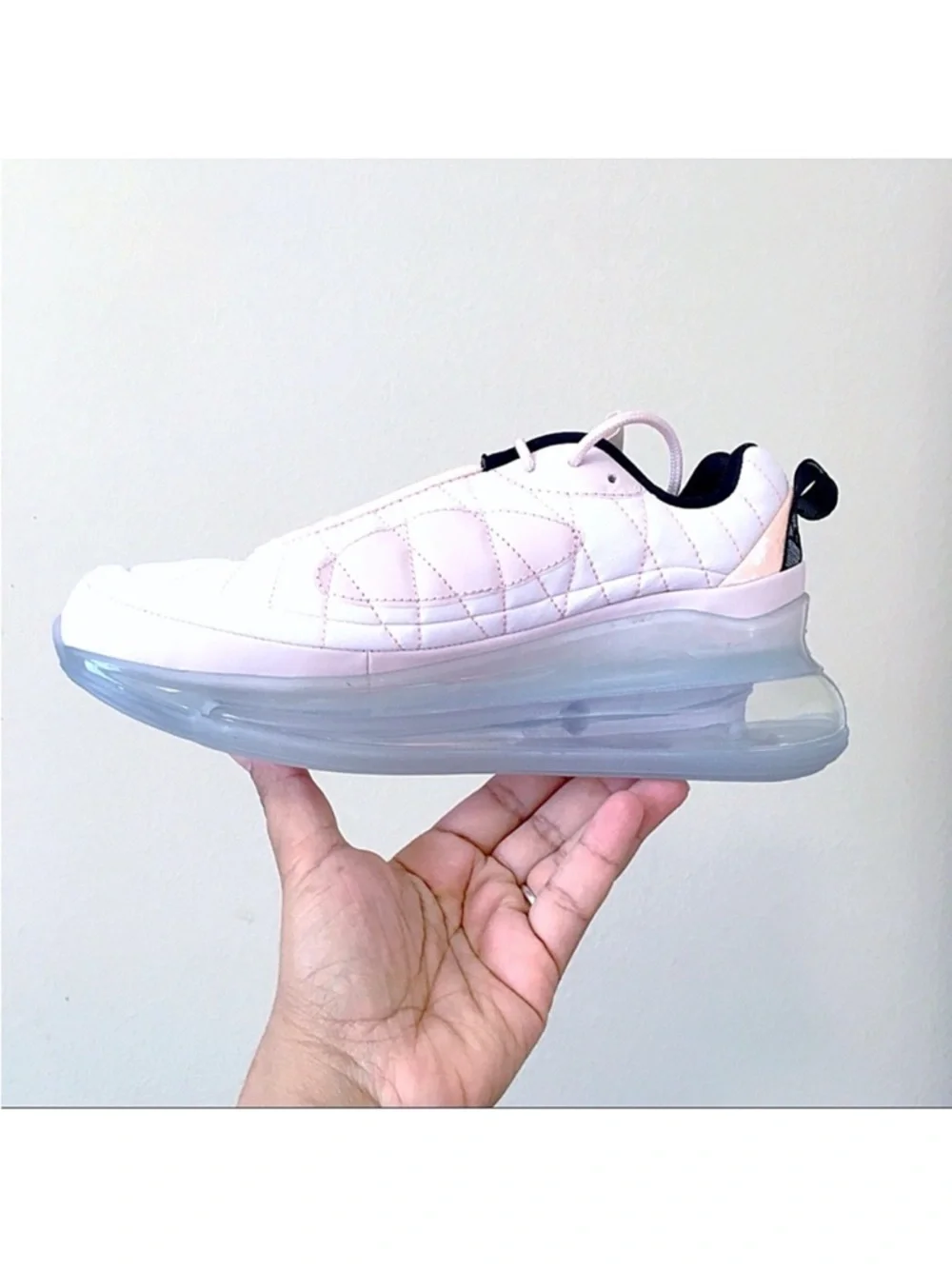 Nike MX 720 818 Women’s Sneakers